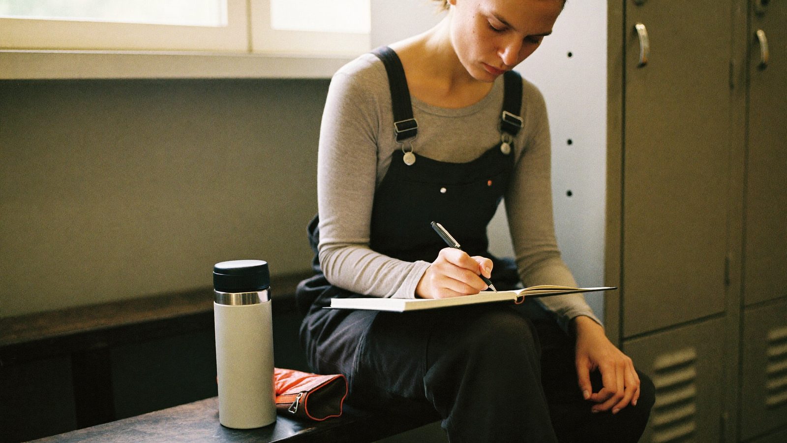 Studiare quando lavori: il metodo che regge con poche ore